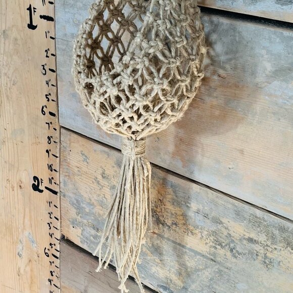 rope tied macrame plant hanger - Picture 5 of 6